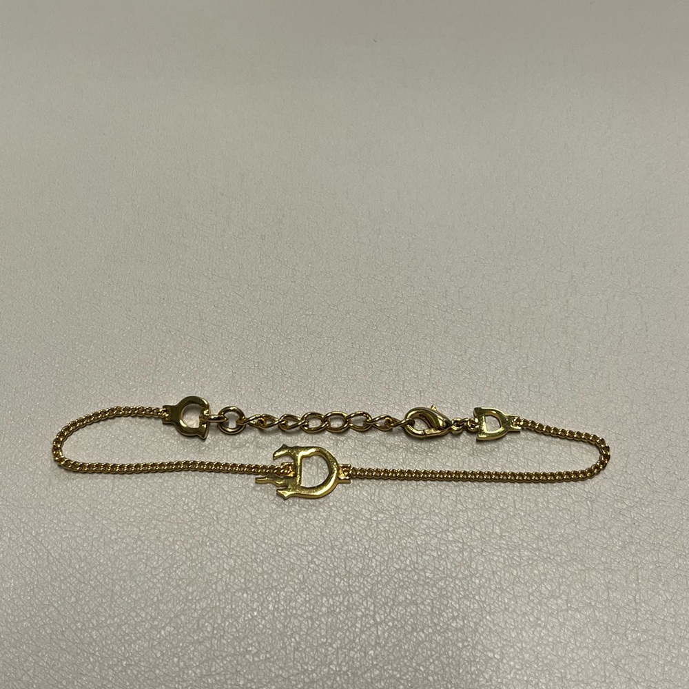 Christian Dior flame D bracelet